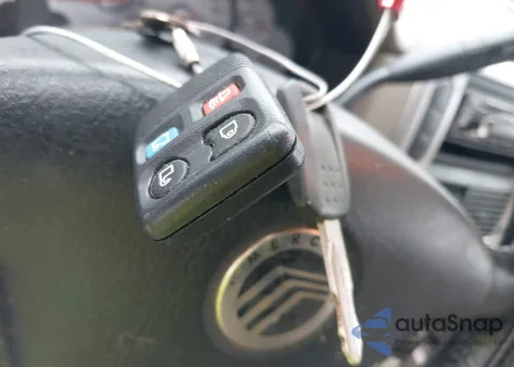 2004 Mercury Mountaineer из США, поврежденный, VIN 4M2ZU86K04UJ24104